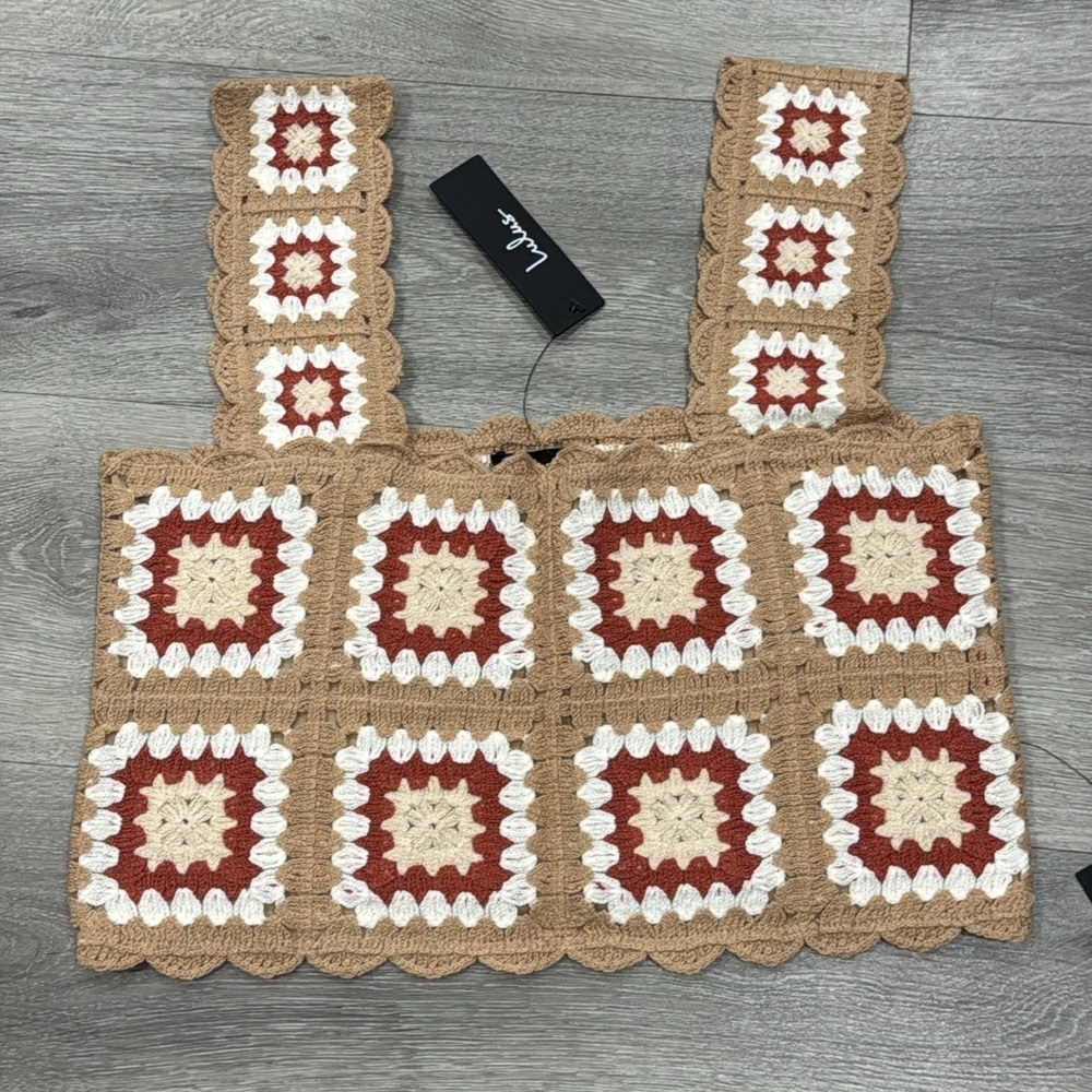 Aesthetic Instinct Beige and Red Crochet 2 Piece Mini Dress Skirt Lulu’s Small - Picture 9 of 16